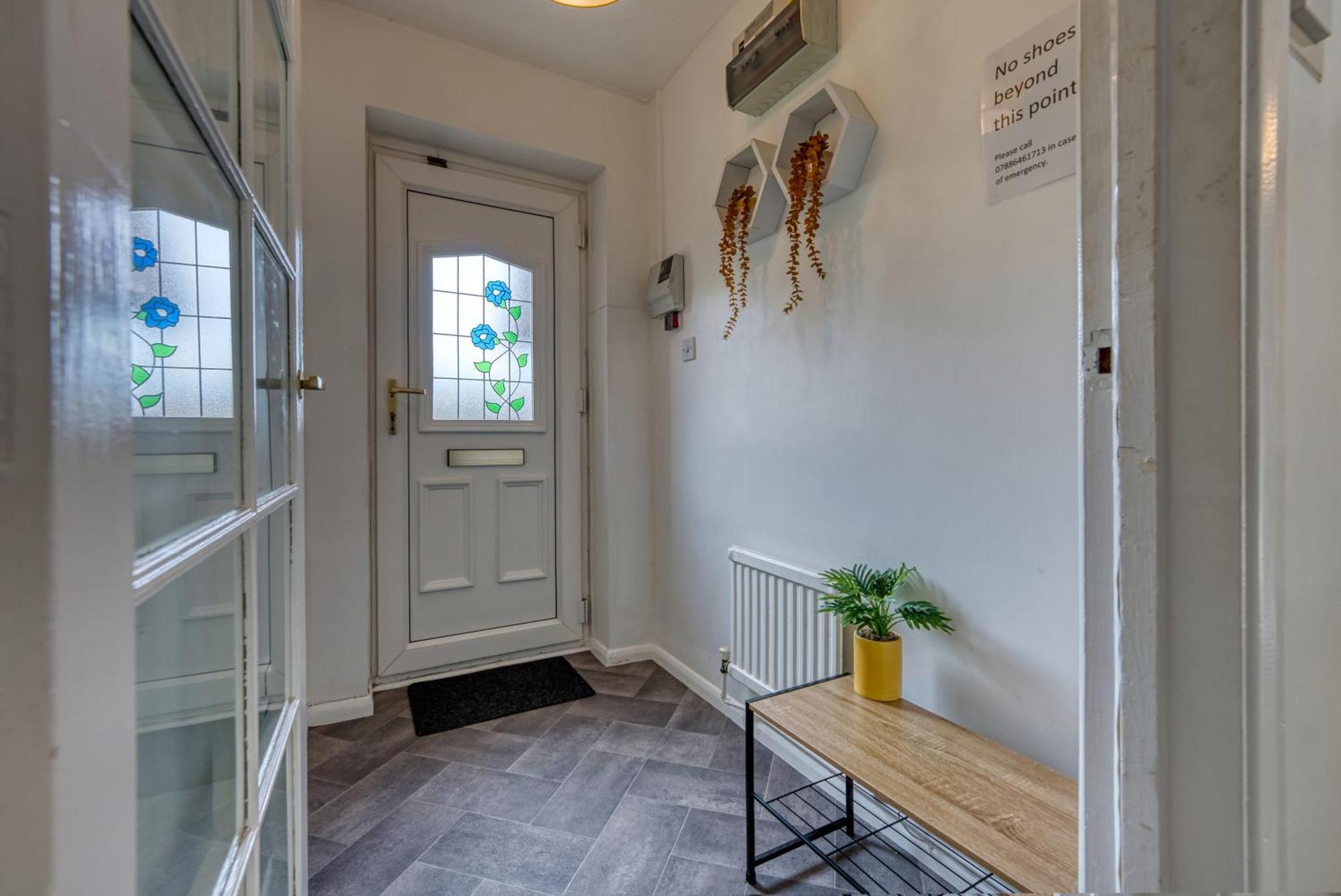 Capri 13 Sa - 3 Bed House, Close To Loughborough University & M1 Motorway, Free Wifi, Big Garden, Ample Parking- Ask For Contractor Rates! Exterior foto
