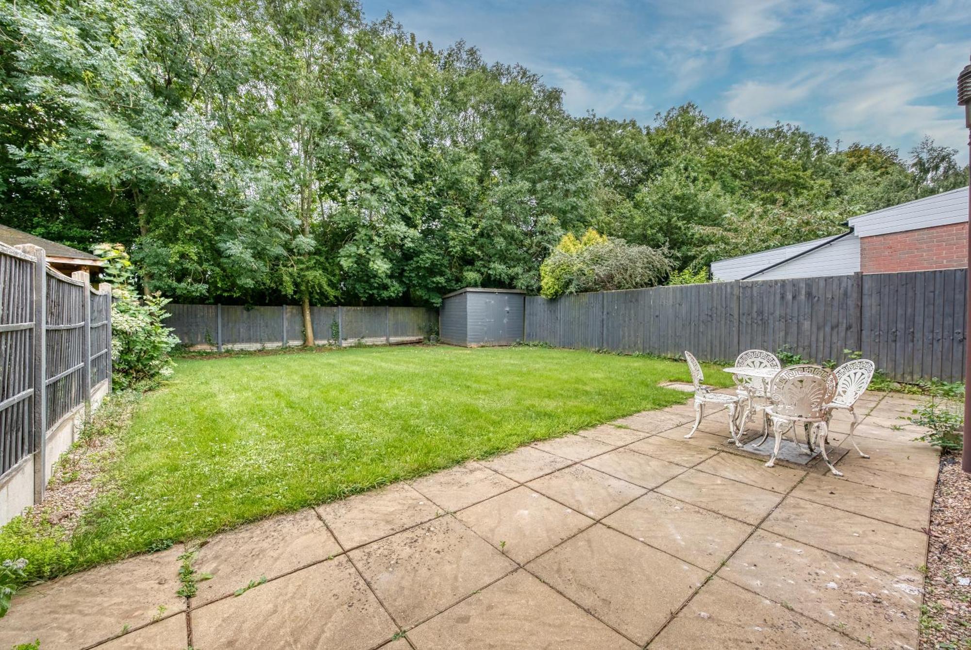 Capri 13 Sa - 3 Bed House, Close To Loughborough University & M1 Motorway, Free Wifi, Big Garden, Ample Parking- Ask For Contractor Rates! Exterior foto